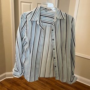 Woman’s Buttondown